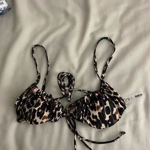 Shein, Small Cheetah Print Bikini Top